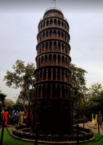 Leaning tower of Pisa (Pisa, Italy)